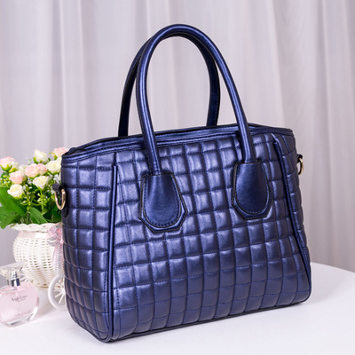 2014年新款韩版时尚女包 冬季潮流绣线单肩手提斜跨包批发指南