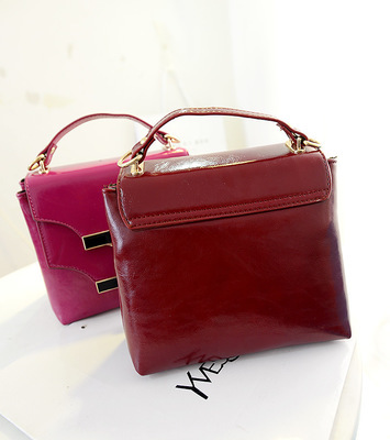 2014春夏时尚姊妹包 潮流设计与实用功能兼具的女士单品